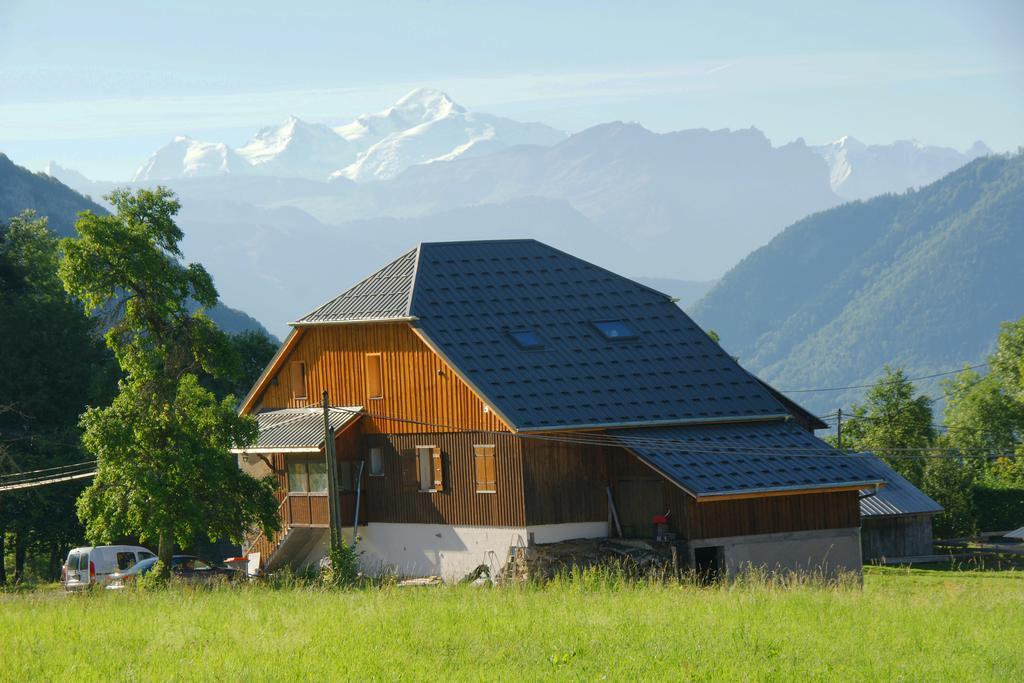Hotel Les Paddocks Du Mont Blanc Mieussy Exterior foto